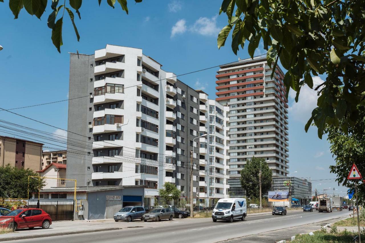 Ferienwohnung Luxury Flat 9 Near Metro Bukarest Exterior foto
