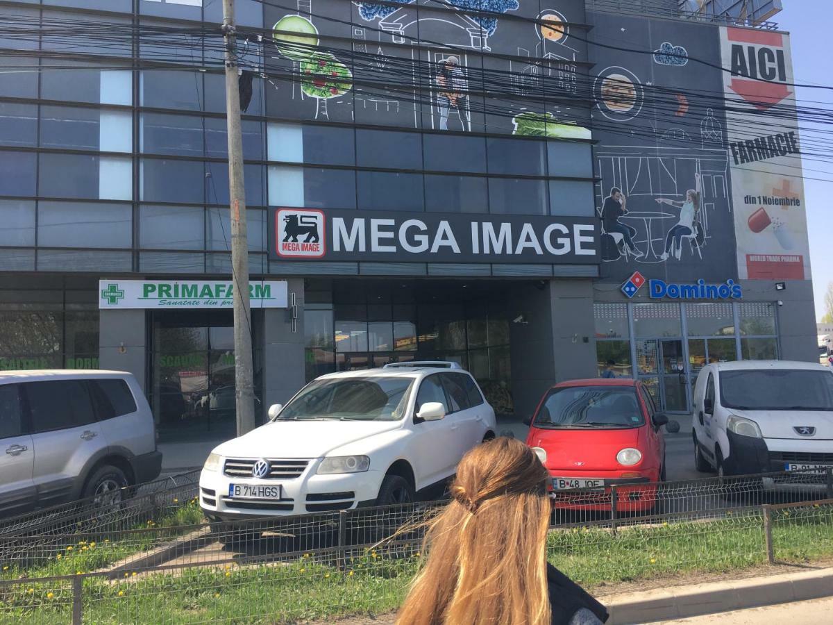 Ferienwohnung Luxury Flat 9 Near Metro Bukarest Exterior foto